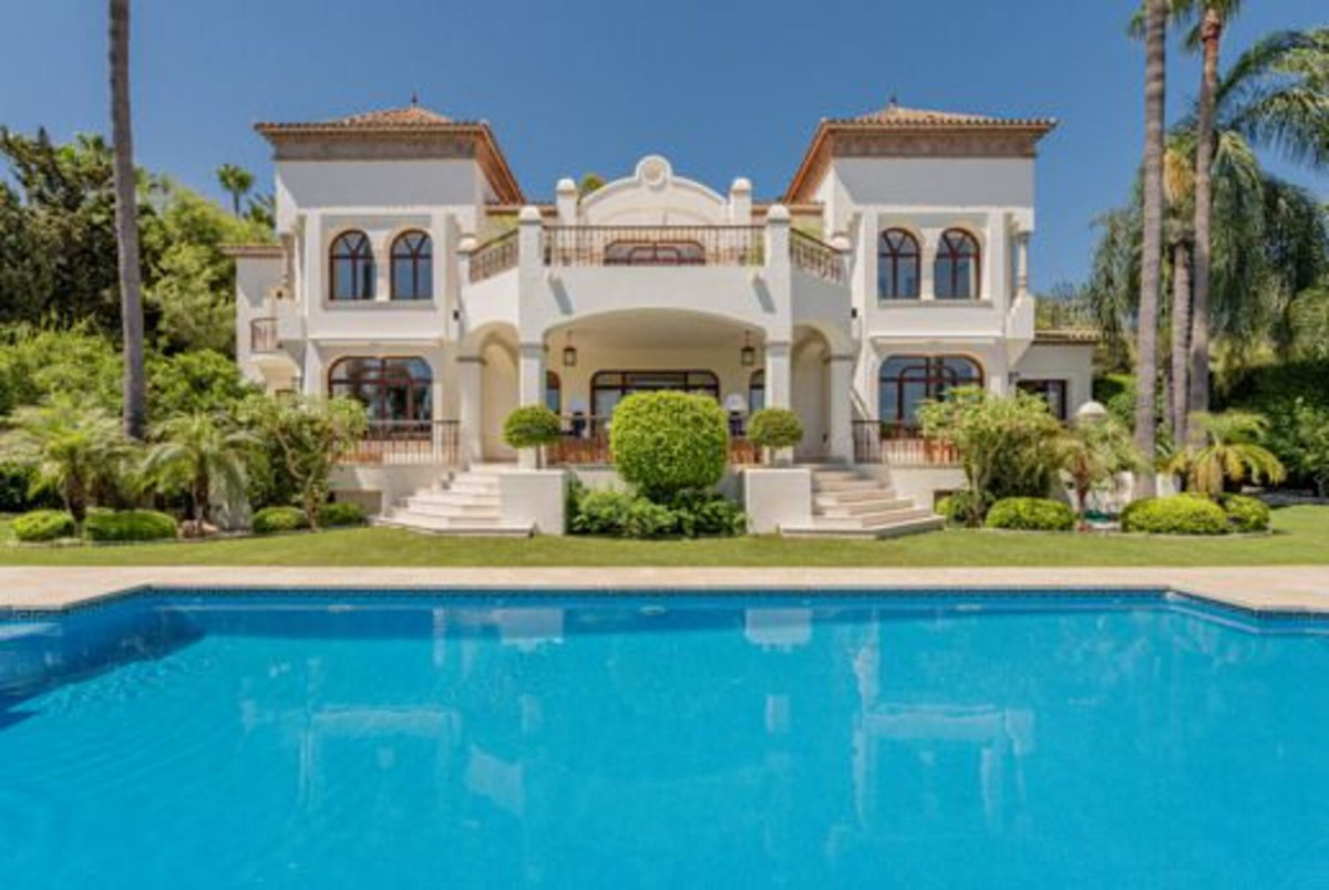 Huis te koop in Sierra Blanca | 6 slaapkamers H5492890