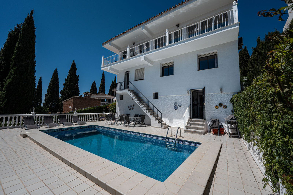 Vrijstaande Villa in Sierrezuela-30