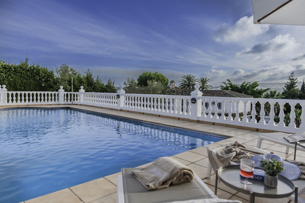Vrijstaande Villa in Sierrezuela-12