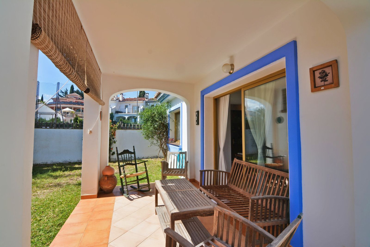 Semi-Vrijstaande Villa in Sierrezuela-11