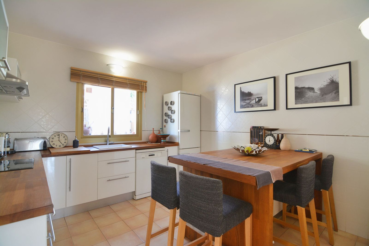 Semi-Vrijstaande Villa in Sierrezuela-18