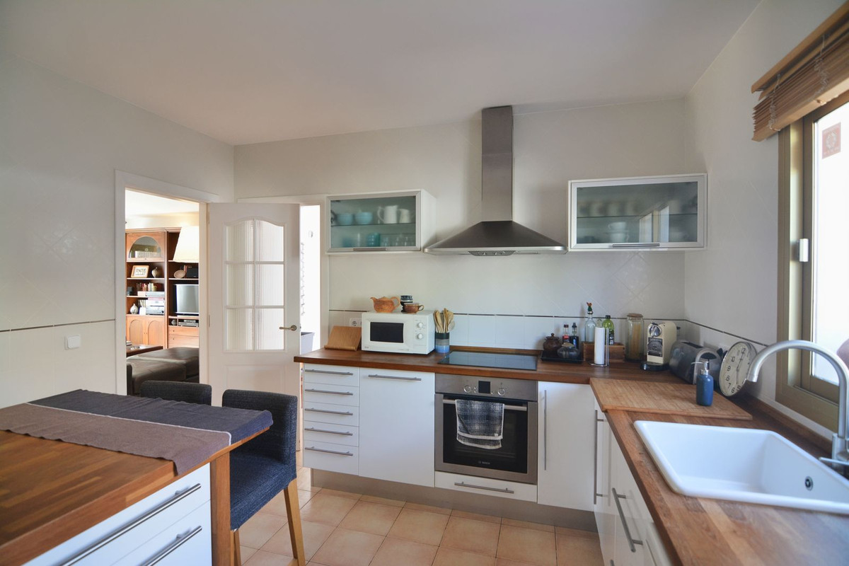 Semi-Vrijstaande Villa in Sierrezuela-21