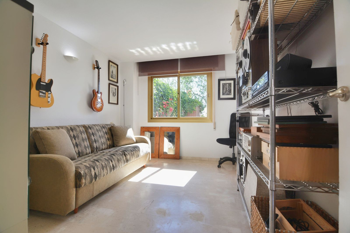 Semi-Vrijstaande Villa in Sierrezuela-26