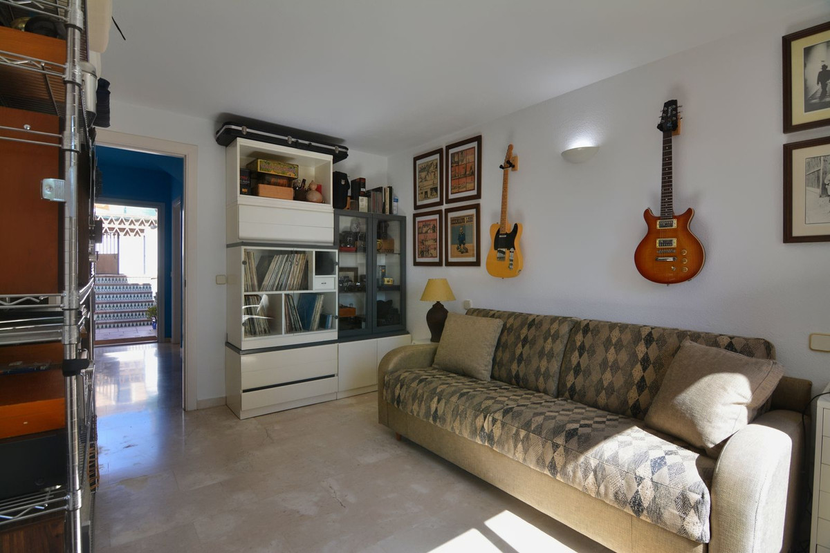 Semi-Vrijstaande Villa in Sierrezuela-28