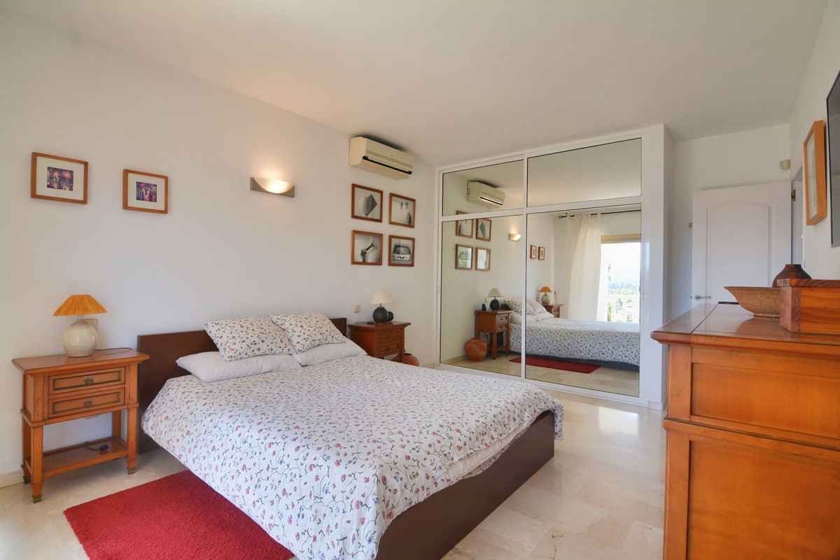 Semi-Vrijstaande Villa in Sierrezuela-32