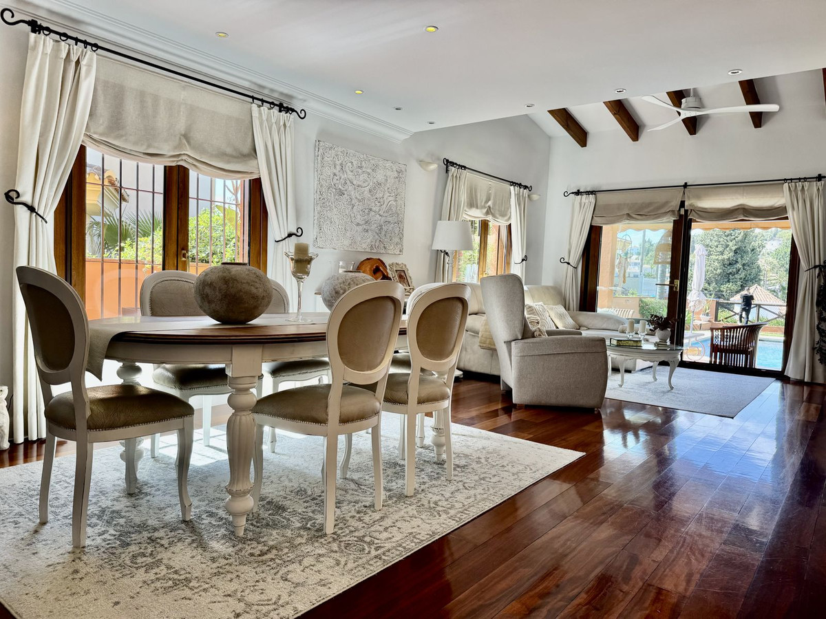 Huis te koop in Sierrezuela | 5 slaapkamers H5041201