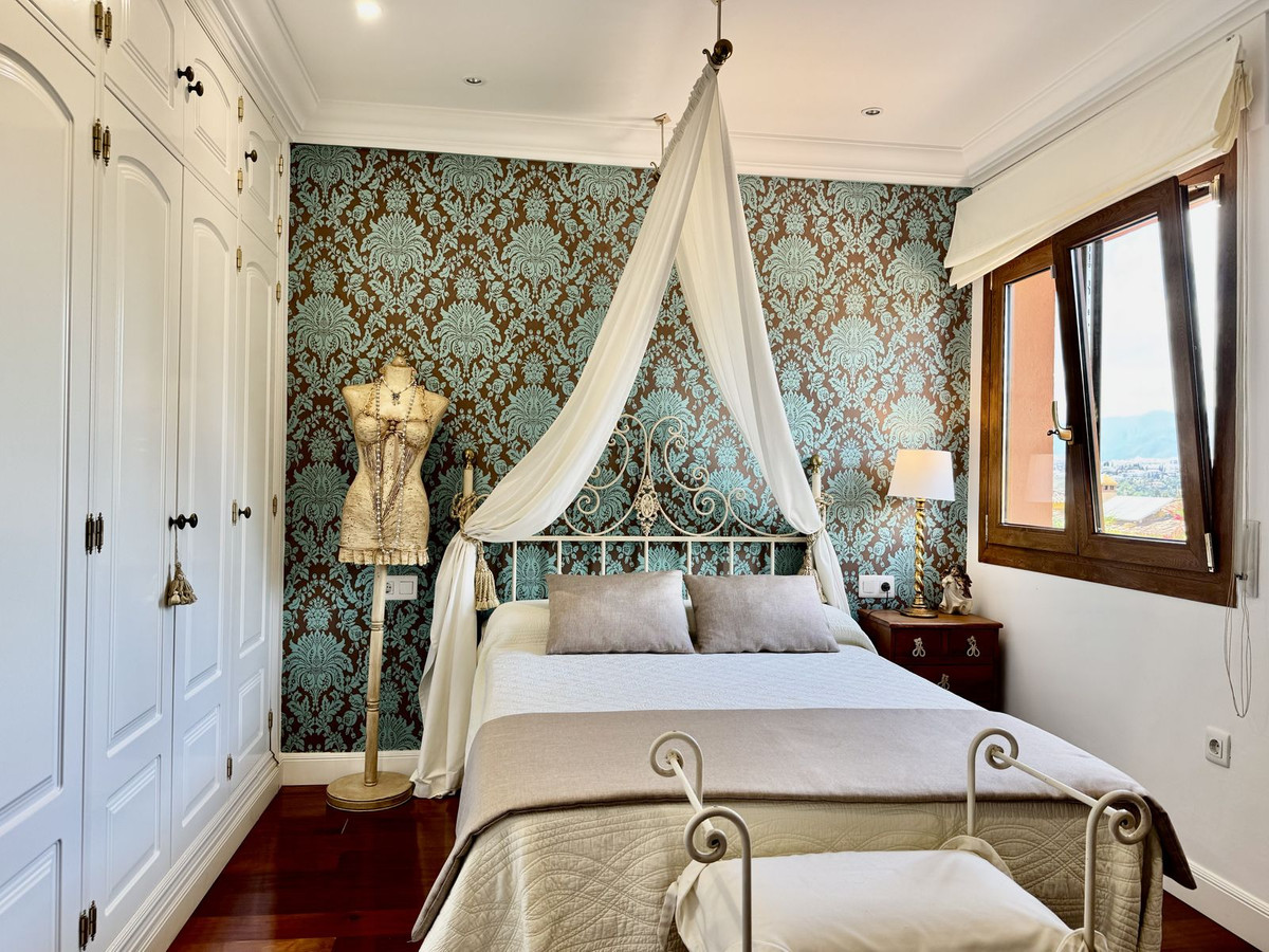 Huis te koop in Sierrezuela | 5 slaapkamers H5041201
