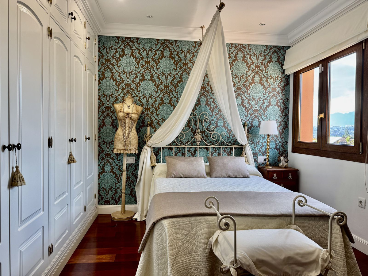 Huis te koop in Sierrezuela | 5 slaapkamers H5041201