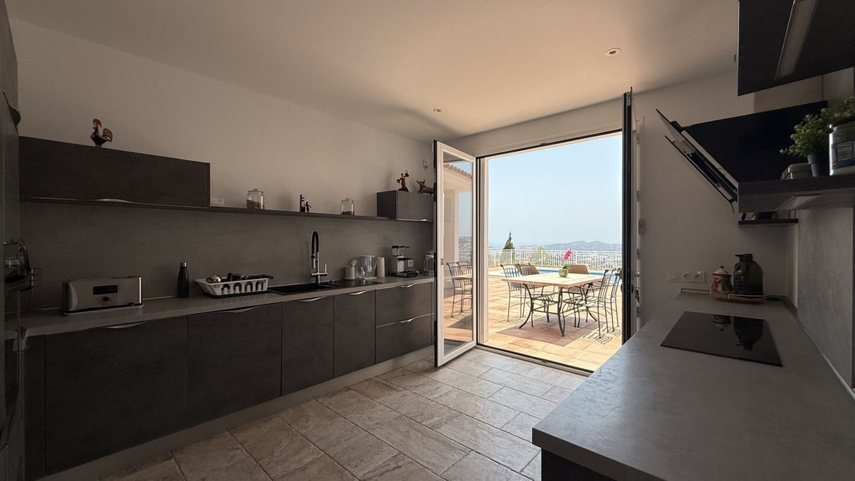 Property main view 11