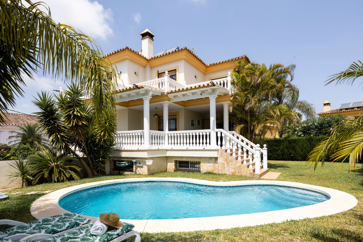 Huis te koop in Sierrezuela | 5 slaapkamers H5083768