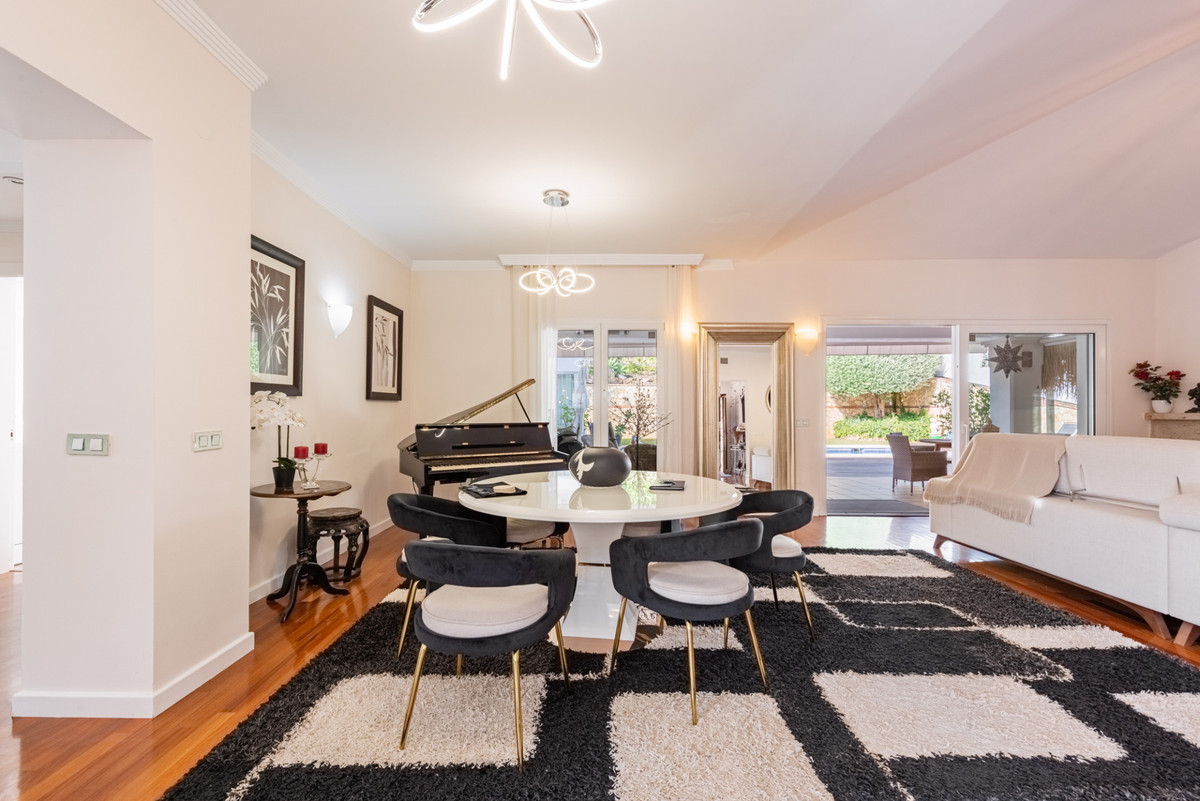 Huis te koop in Sierrezuela | 6 slaapkamers H5110864