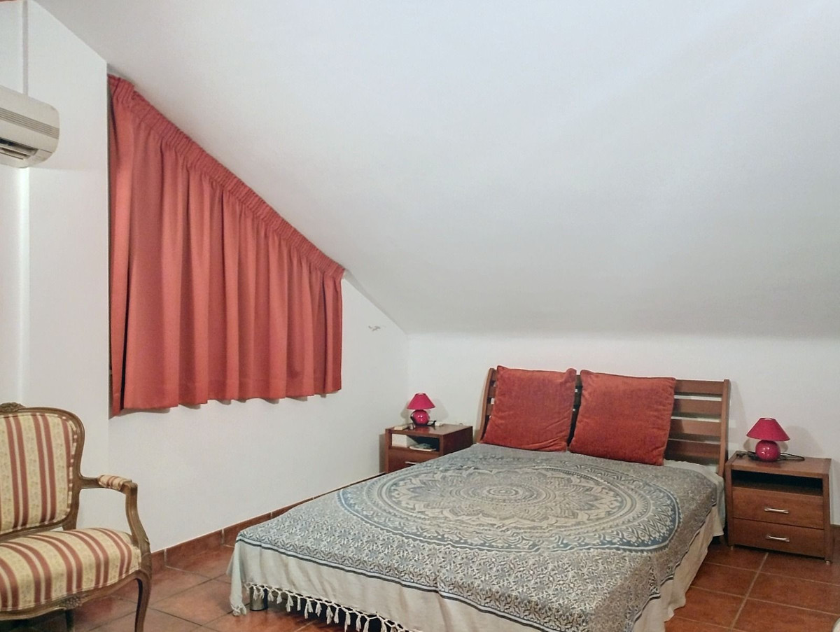 Huis te koop in Sierrezuela | 5 slaapkamers H5122144