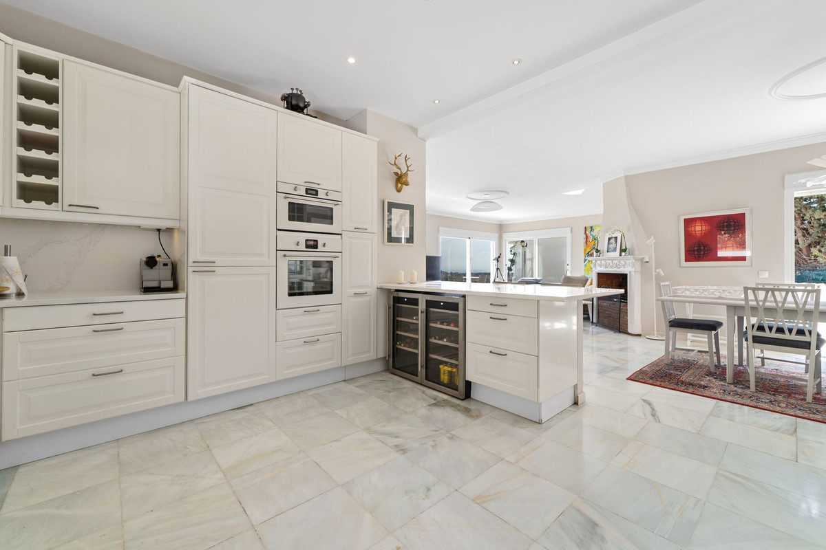 Huis te koop in Sierrezuela | 4 slaapkamers H5162434