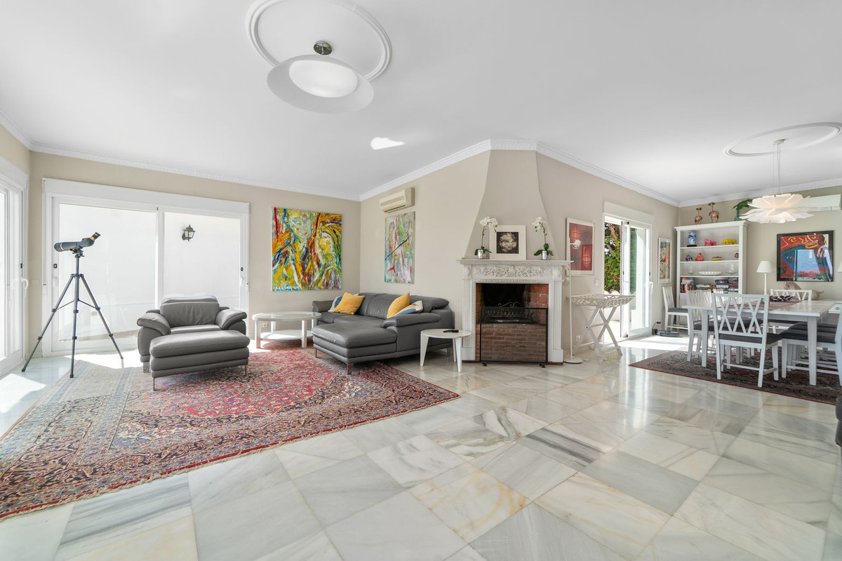 Huis te koop in Sierrezuela | 4 slaapkamers H5162434