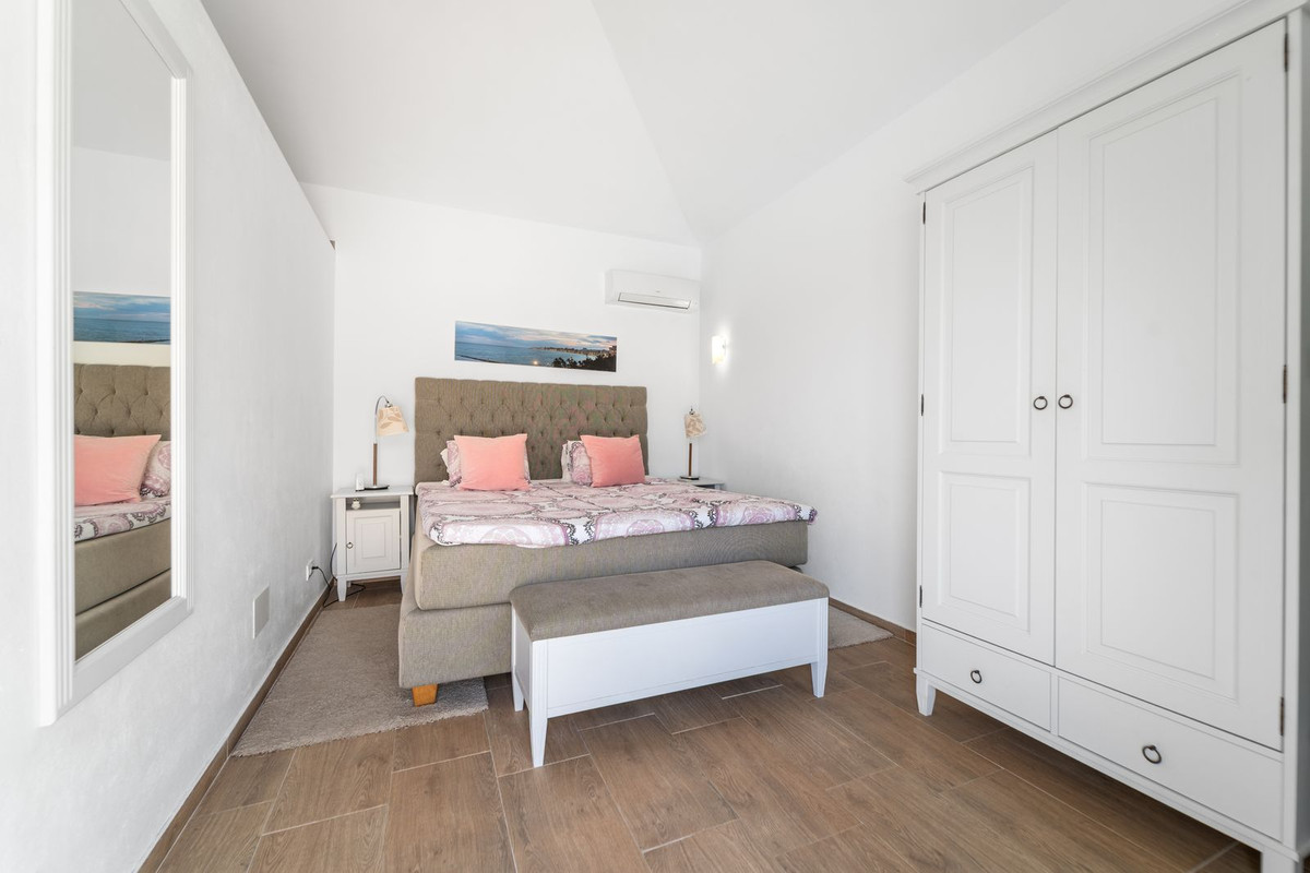 Huis te koop in Sierrezuela | 4 slaapkamers H5162434