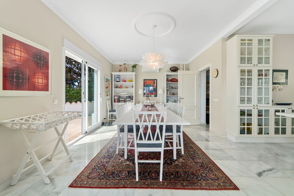 Huis te koop in Sierrezuela | 4 slaapkamers H5162434