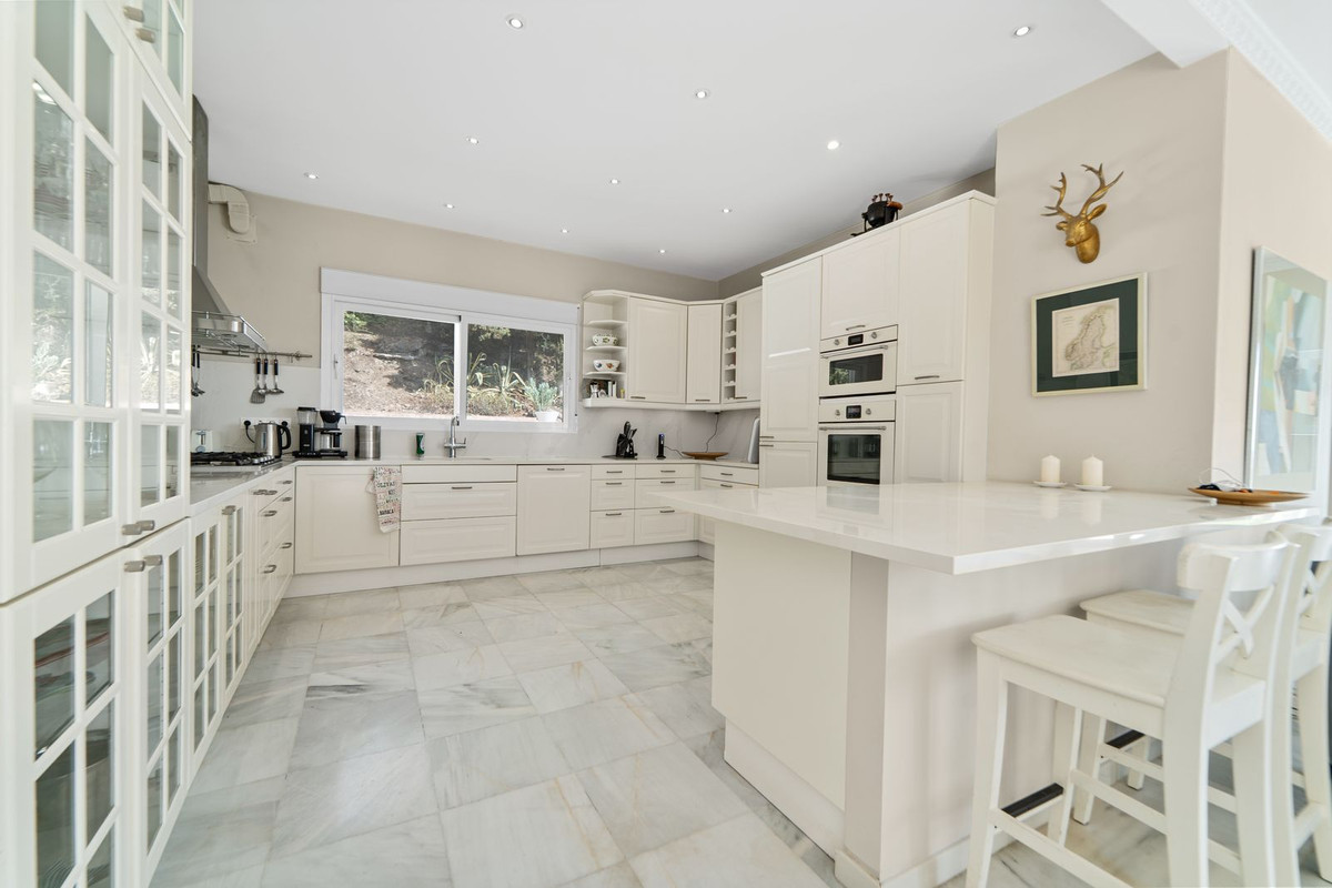 Huis te koop in Sierrezuela | 4 slaapkamers H5162434