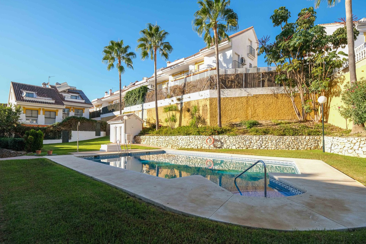 Huis te koop in Sierrezuela | 4 slaapkamers H5169574