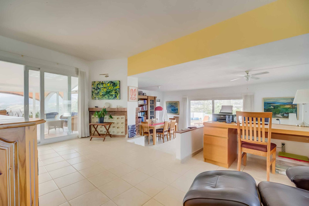 Huis te koop in Sierrezuela | 4 slaapkamers H5225254