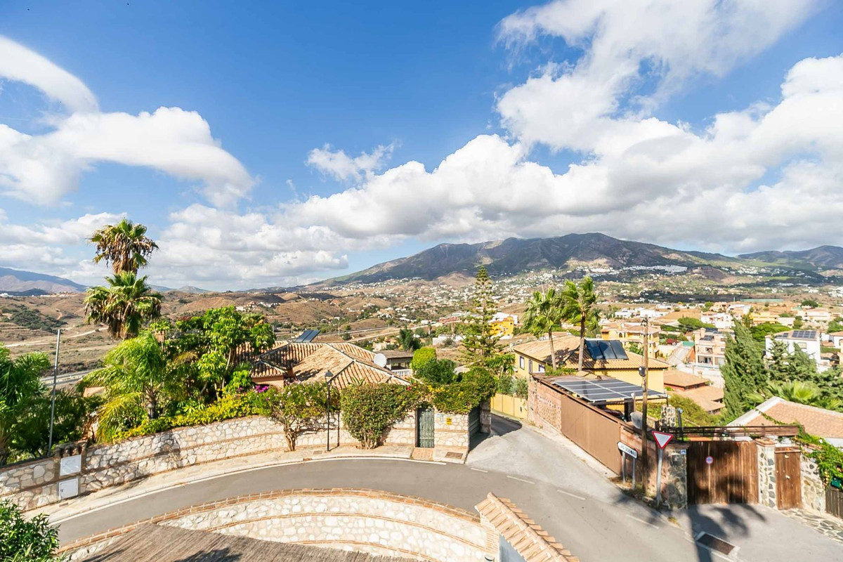 Huis te koop in Sierrezuela | 4 slaapkamers H5225254