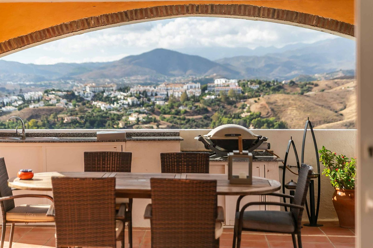 Huis te koop in Sierrezuela | 4 slaapkamers H5225254