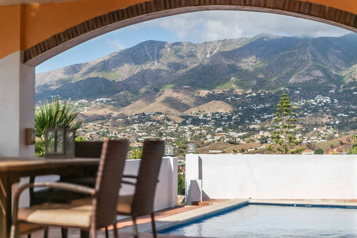 Huis te koop in Sierrezuela | 4 slaapkamers H5225254