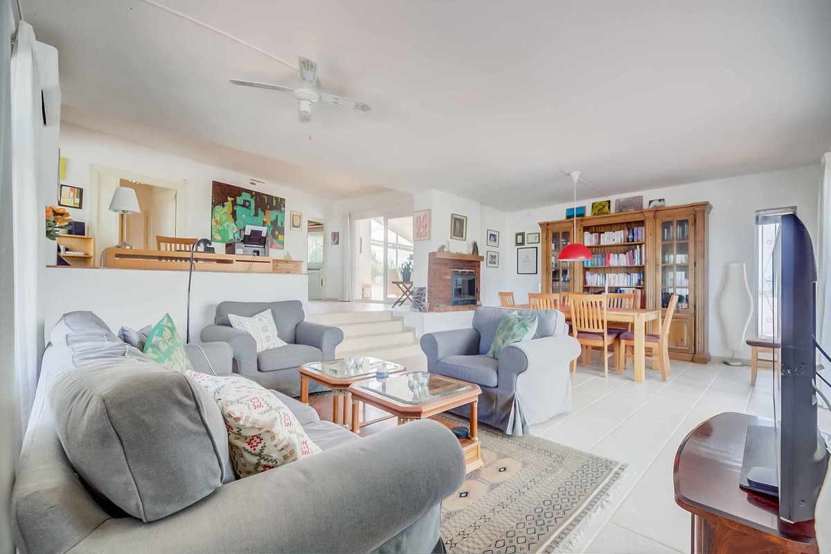 Huis te koop in Sierrezuela | 4 slaapkamers H5225254