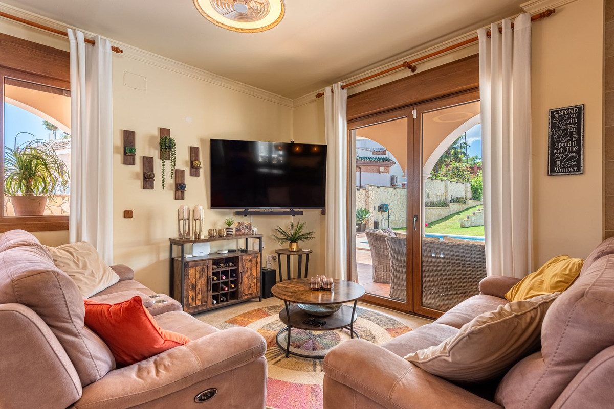 Huis te koop in Sierrezuela | 4 slaapkamers H5384209