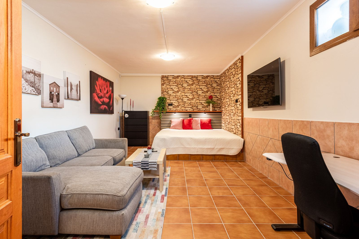 Huis te koop in Sierrezuela | 4 slaapkamers H5384209