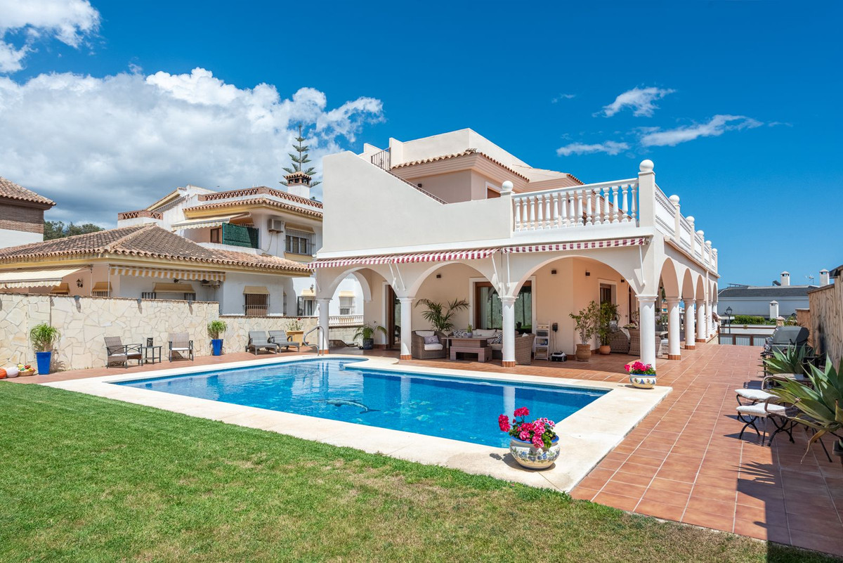 Huis te koop in Sierrezuela | 4 slaapkamers H5384209