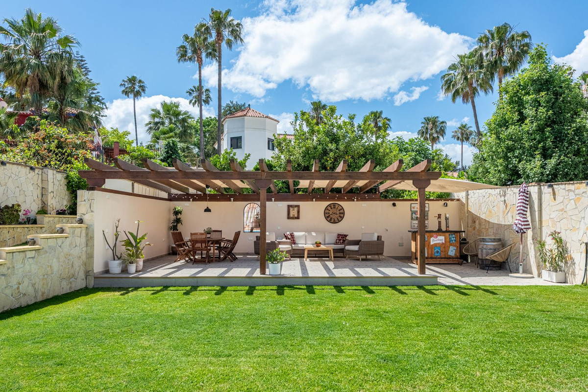 Huis te koop in Sierrezuela | 4 slaapkamers H5384209