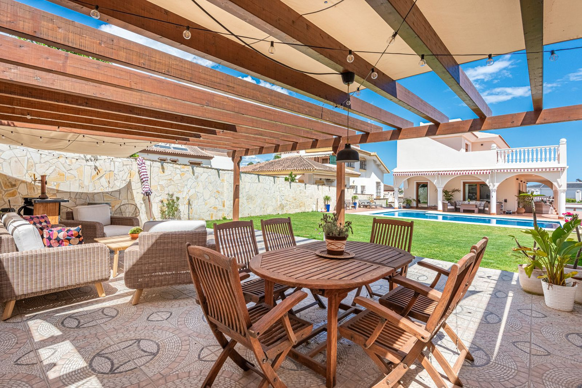 Huis te koop in Sierrezuela | 4 slaapkamers H5384209