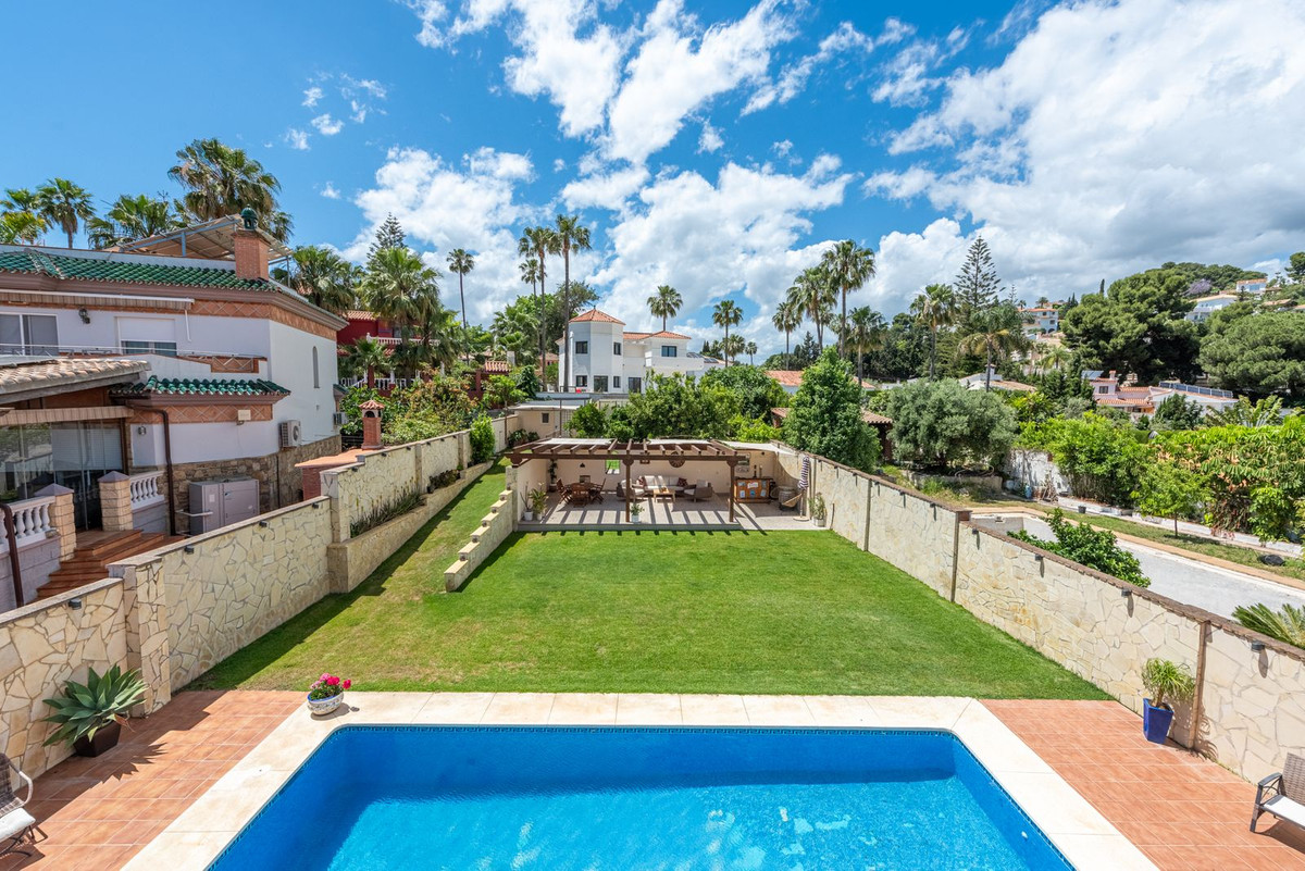 Huis te koop in Sierrezuela | 4 slaapkamers H5384209