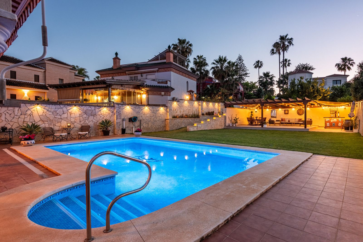 Huis te koop in Sierrezuela | 4 slaapkamers H5384209