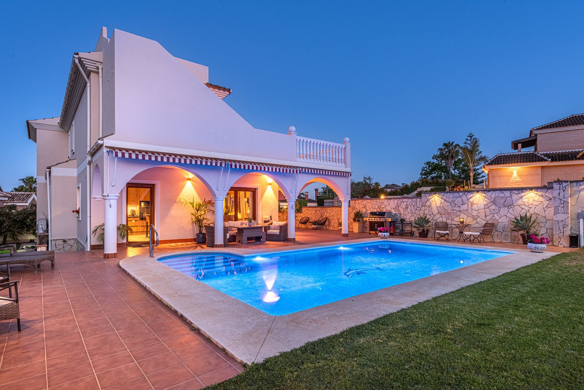 Huis te koop in Sierrezuela | 4 slaapkamers H5384209