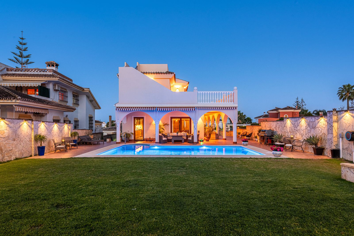 Huis te koop in Sierrezuela | 4 slaapkamers H5384209