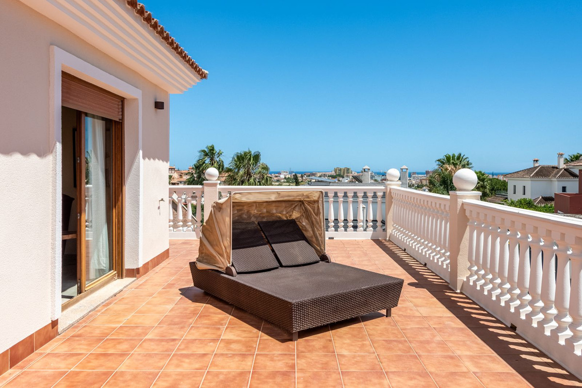 Huis te koop in Sierrezuela | 4 slaapkamers H5384209