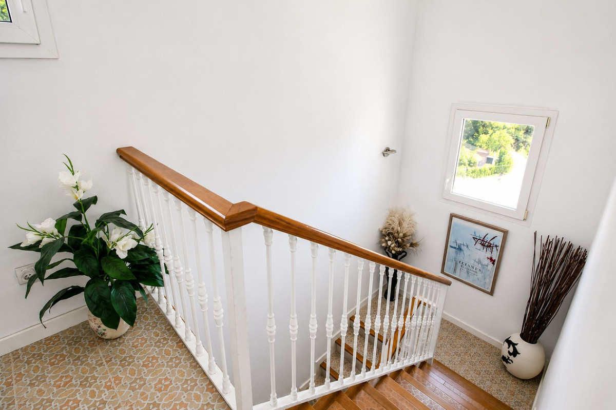Huis te koop in Sierrezuela | 6 slaapkamers H5387131