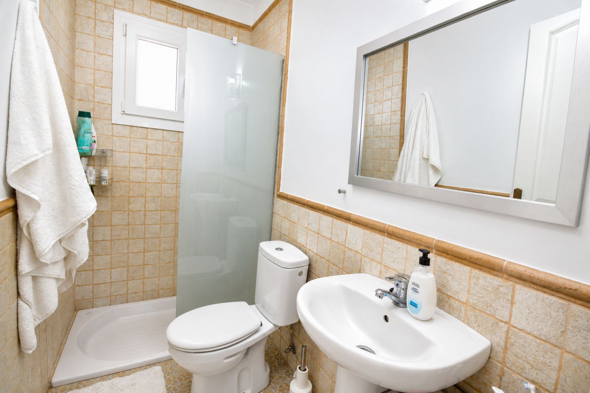 Huis te koop in Sierrezuela | 6 slaapkamers H5387131