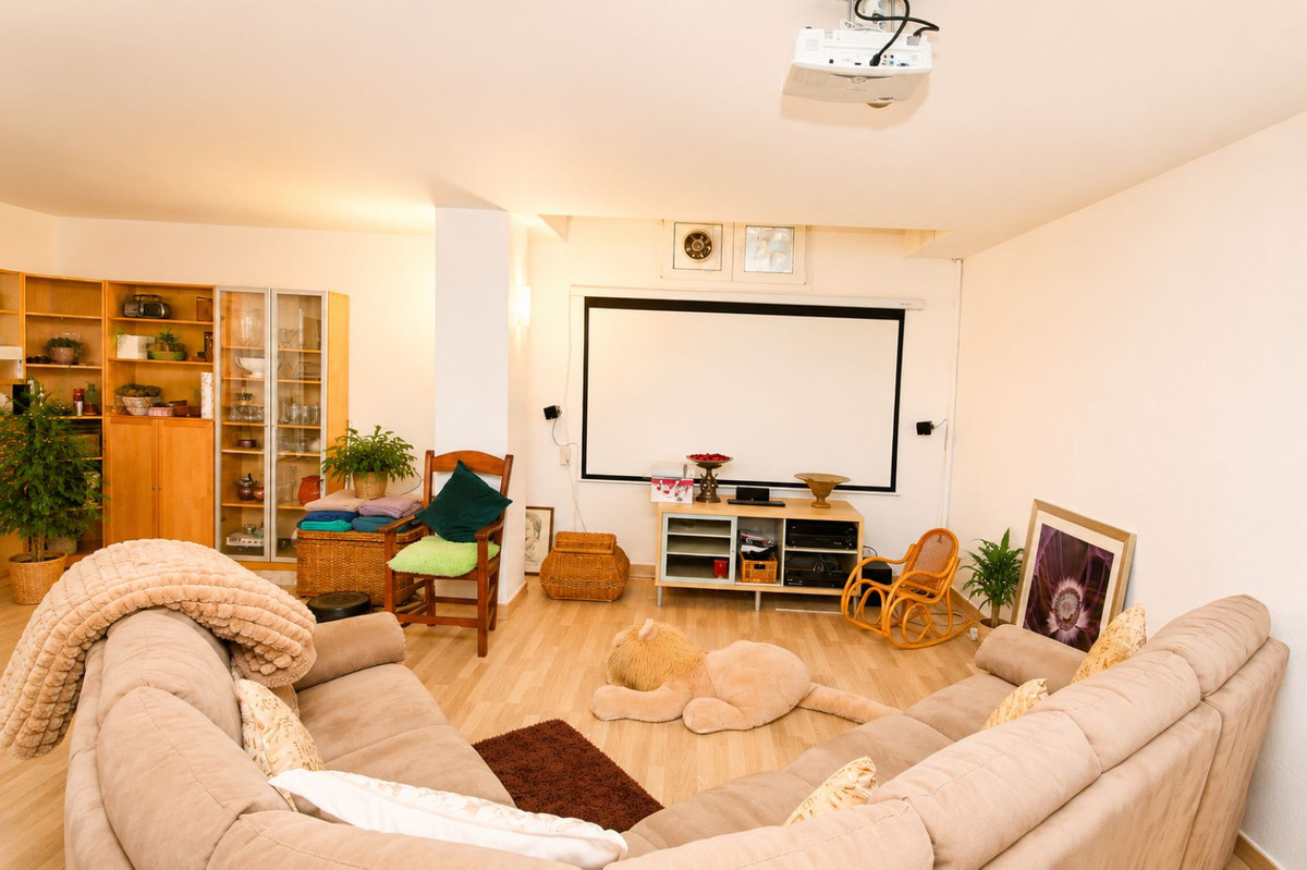 Huis te koop in Sierrezuela | 6 slaapkamers H5387131