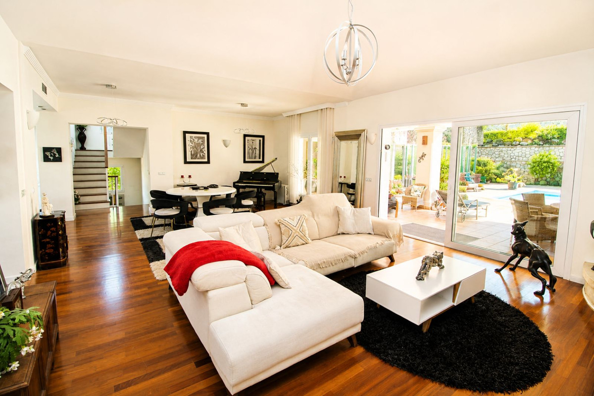 Huis te koop in Sierrezuela | 6 slaapkamers H5387131