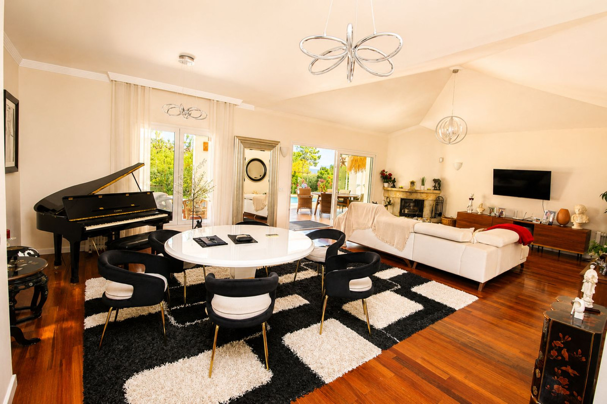 Huis te koop in Sierrezuela | 6 slaapkamers H5387131