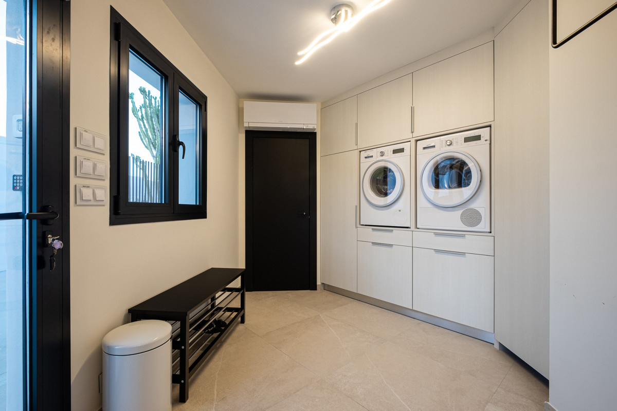 Property main view 40