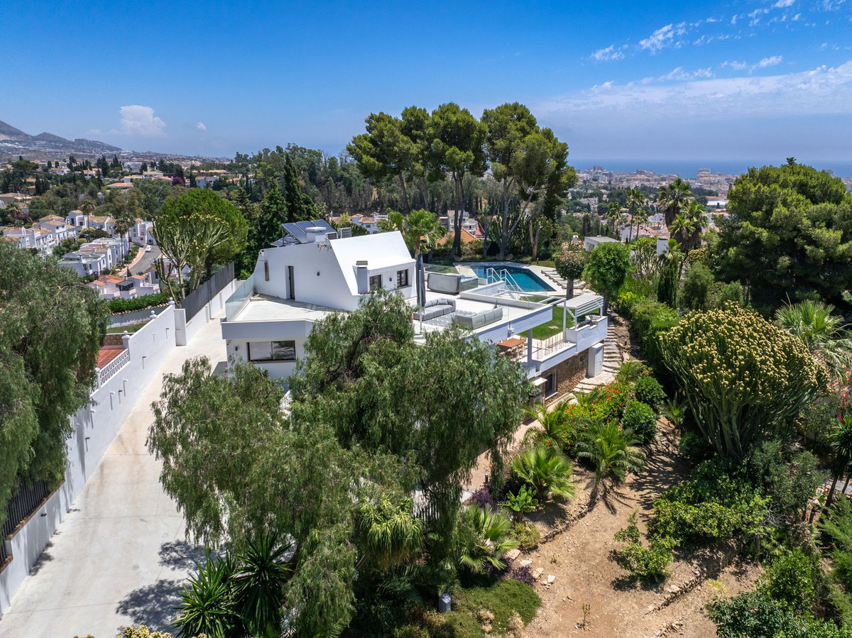 Property main view 64