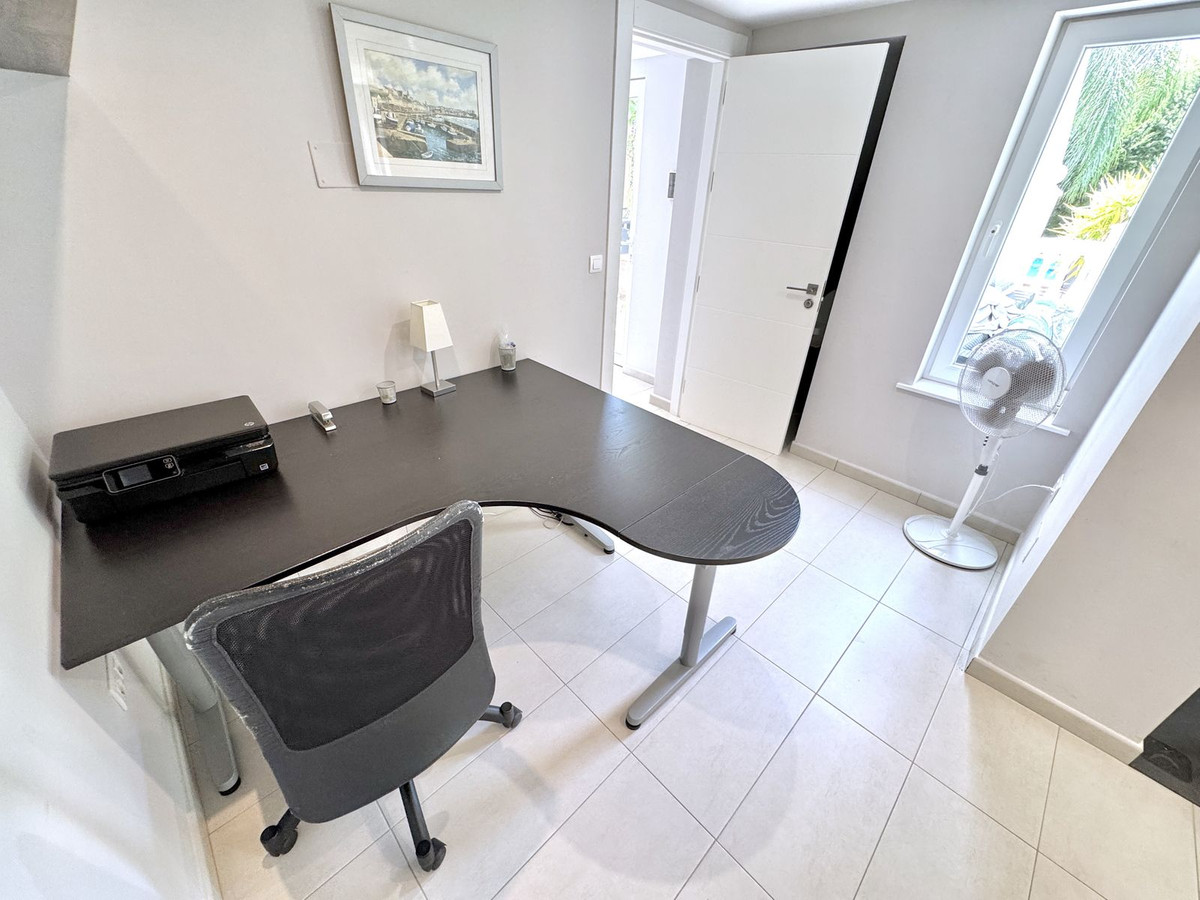 Huis te koop in Sierrezuela | 6 slaapkamers H5476885