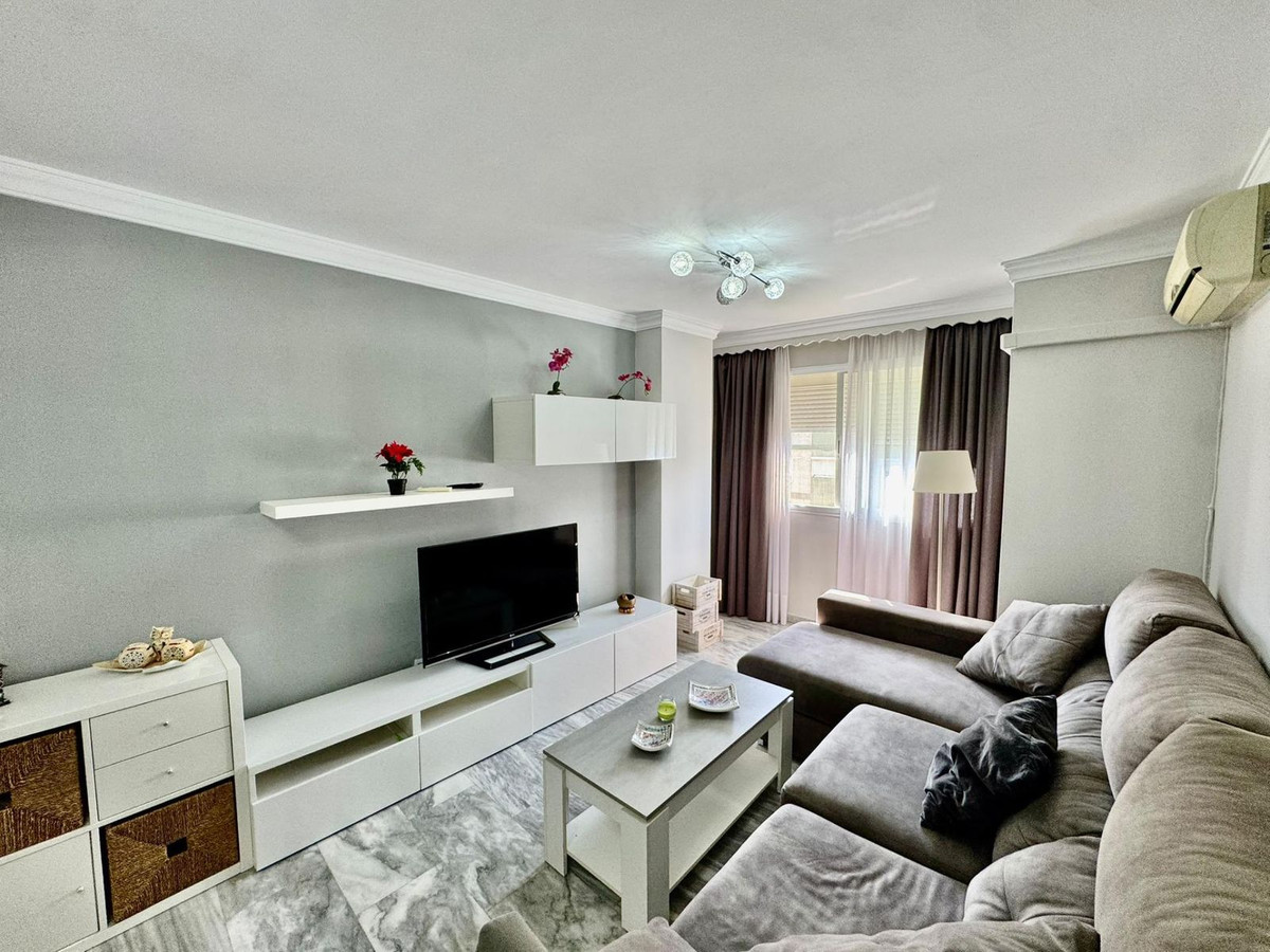 Huis te koop in Teatinos | 2 slaapkamers H5488312