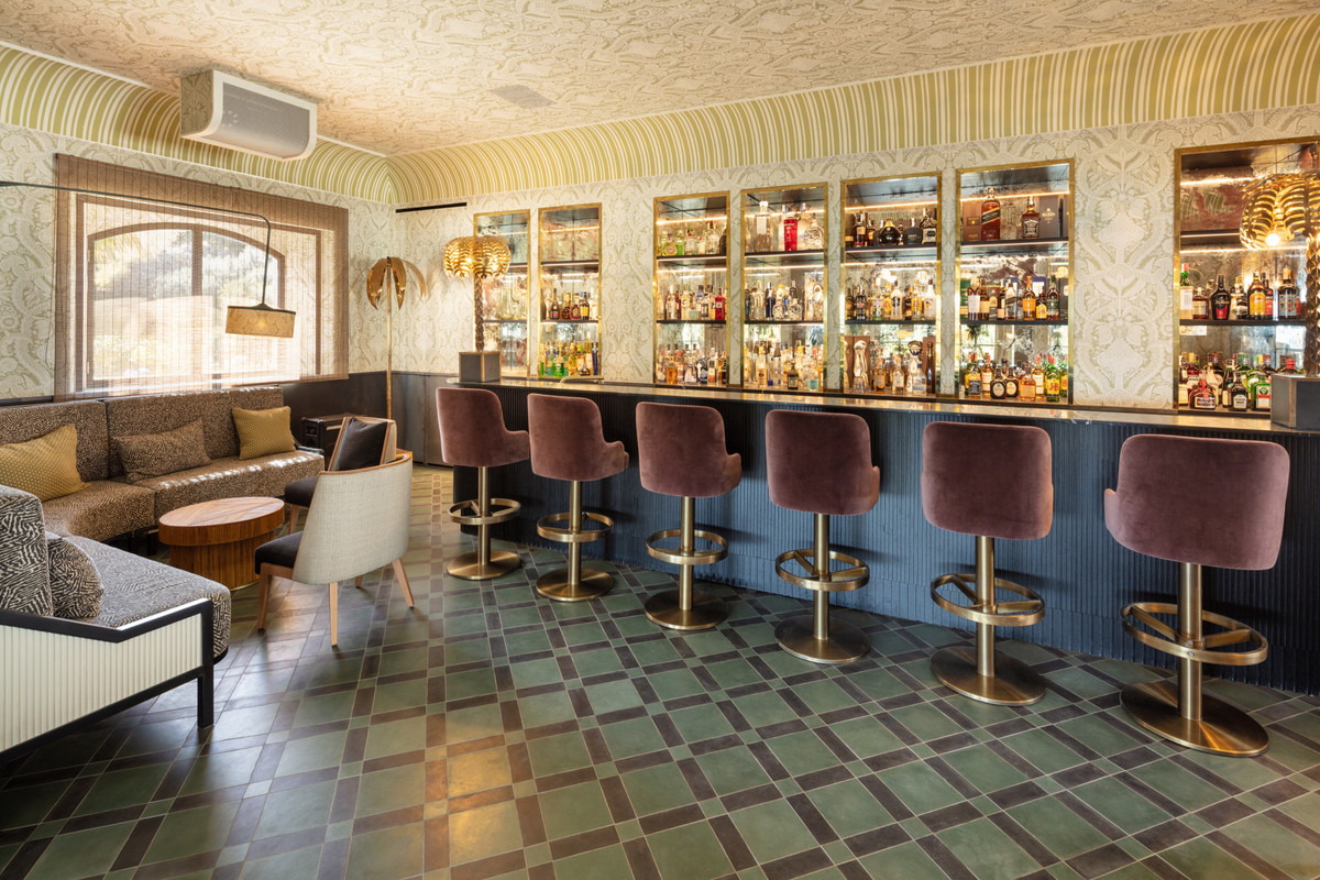 Huis te koop in The Golden Mile | 16 slaapkamers H4059976