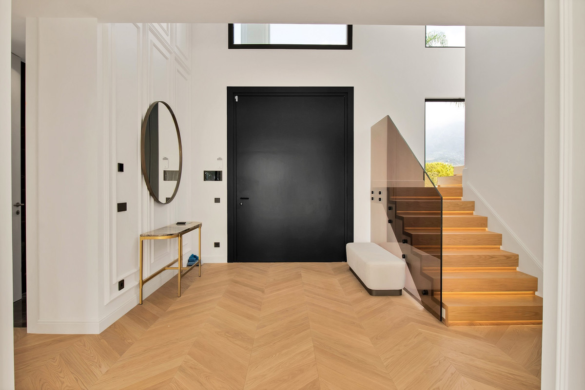 Huis te koop in The Golden Mile | 6 slaapkamers H4300111
