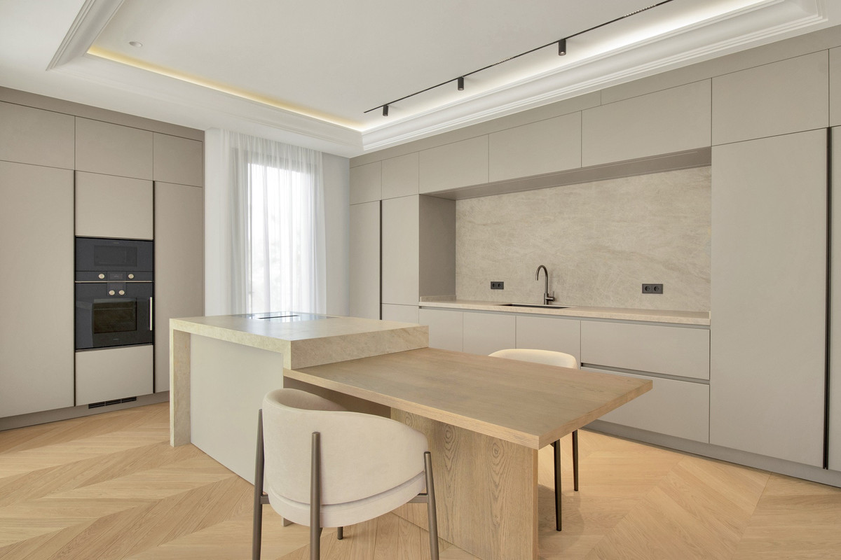 Huis te koop in The Golden Mile | 6 slaapkamers H4300111