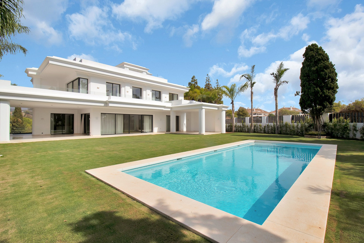 Huis te koop in The Golden Mile | 6 slaapkamers H4300111